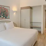 Hotel Nh 4*