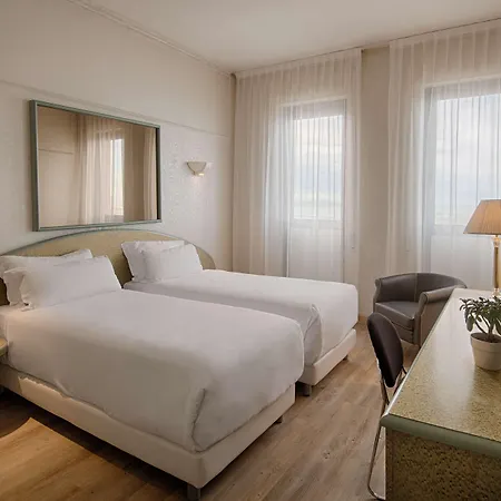 Hotell Nh Ancona