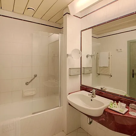 Otel Nh Ancona