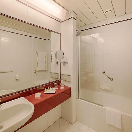 Nh Otel Ancona