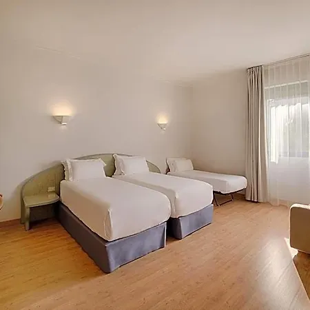 Nh Hotel Ancône