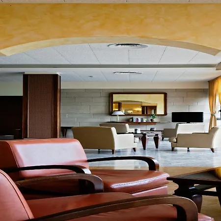 Hotel Nh 4*